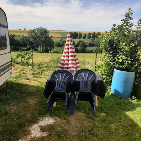 Caravane En Campagne בית כפרי